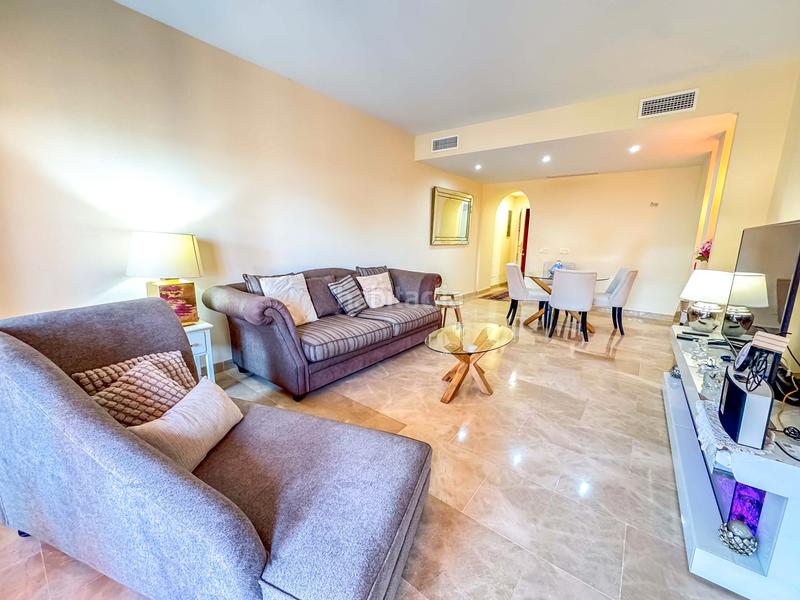Foto 262a7638-441c-42e2-ab38-4dd5576acee8. Appartement avec chauffage parking piscine dans San Luis de Sabinillas Manilva