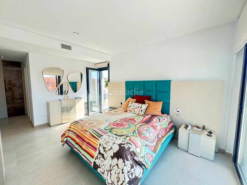 Foto b008e45d-0658-4c66-bd80-32b7d547d125. Chalet con riscaldamento parcheggio piscina in El Castillo Manilva