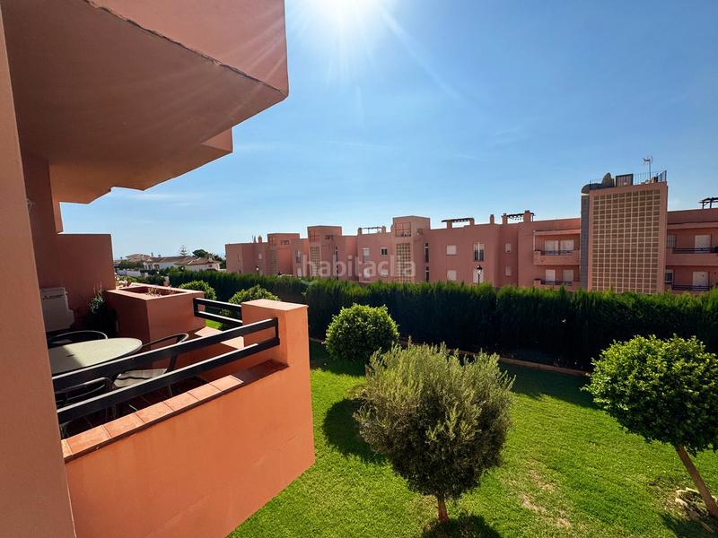 Foto 0d4fb231-665a-420a-b881-551ede0a3689. Apartament amb calefacció aparcament piscina a Alcorrín Manilva