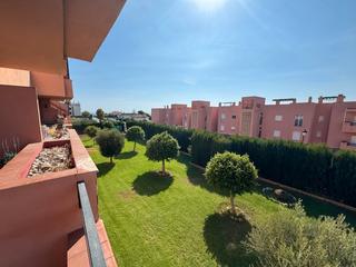 Appartement in Alcorrín. Apartamento con vistas parciales al mar, manilva costa