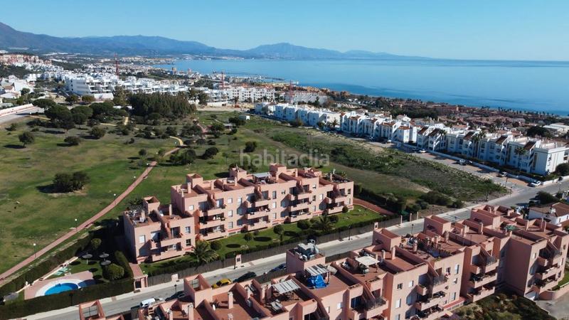 Foto 2f0b30ea-6447-429a-bcb1-4615916f39ac. Apartament amb calefacció aparcament piscina a Alcorrín Manilva