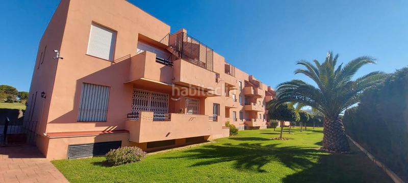 Foto 50c5fdf2-0988-4cf9-833f-d7f4c2e38876. Apartament amb calefacció aparcament piscina a Alcorrín Manilva