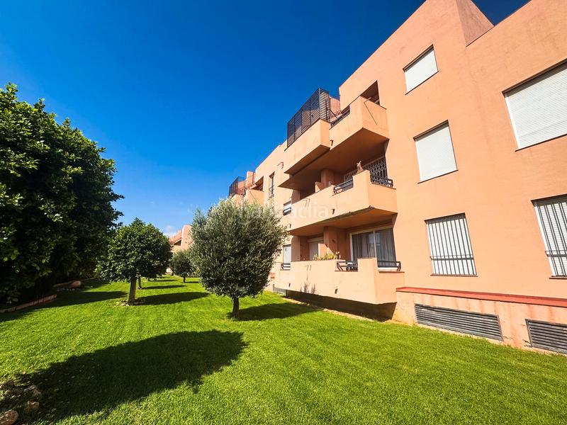 Foto 6a8c4c57-fa2a-4674-b468-0634b8df20ab. Apartament amb calefacció aparcament piscina a Alcorrín Manilva