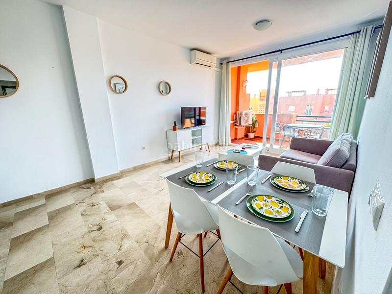 Foto 882e5634-157a-48de-9185-ae98158a9e38. Apartament amb calefacció aparcament piscina a Alcorrín Manilva