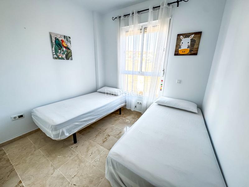 Foto eb26b617-c0df-46bb-917f-08e58727469a. Apartament amb calefacció aparcament piscina a Alcorrín Manilva