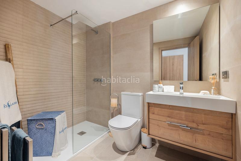 Foto 00851b6b-2198-4372-a772-66cf100c1302. Àtic amb calefacció aparcament piscina a marina de Casares Casares