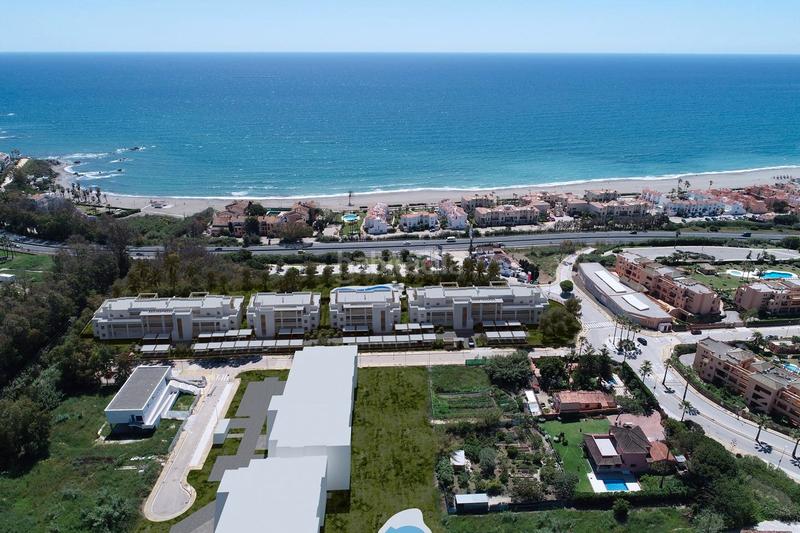 Foto cab6f7e4-2b70-4725-9c60-ce60b8770314. Àtic amb calefacció aparcament piscina a marina de Casares Casares