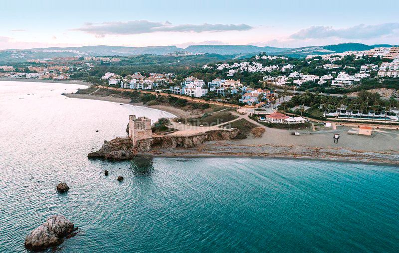 Foto afd2b1f1-1b28-4128-8edf-2f831c2ef904. Àtic amb calefacció aparcament piscina a Chullera Manilva