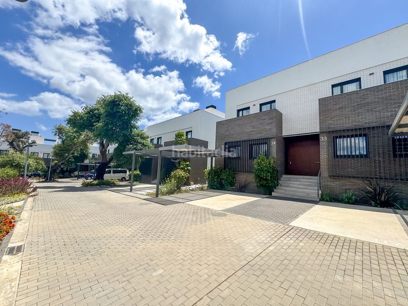 Foto 1ea3d4cc-8a33-413d-9ea8-d1f6ffb04f5c. Casa adossada amb calefacció aparcament piscina a Sotogrande