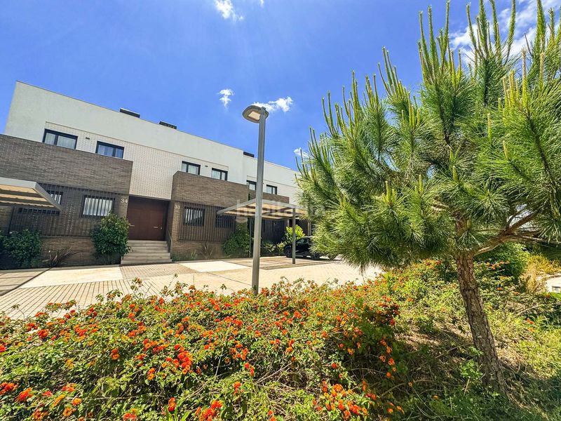 Foto af55156a-e4f0-4174-8839-66f8a75e9812. Casa adossada amb calefacció aparcament piscina a Sotogrande