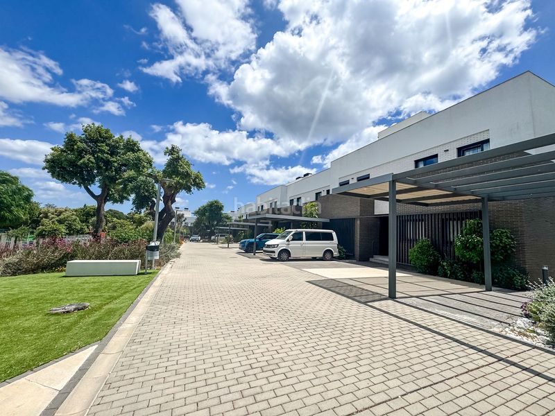 Foto e22075f9-f487-47ee-bd7e-f06653f8ec80. Casa adossada amb calefacció aparcament piscina a Sotogrande