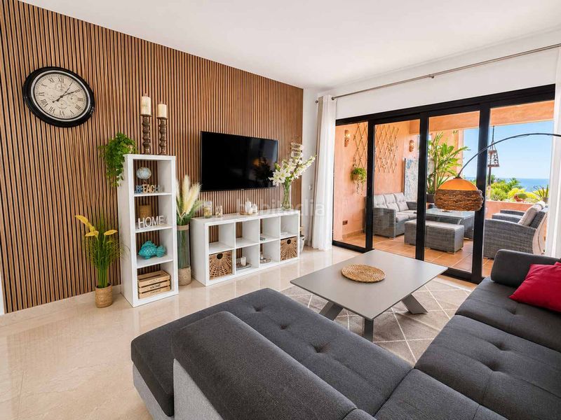 Foto c3b44a9c-67e0-45e8-a964-c6daff0d8999. Apartament amb calefacció piscina a San Luis de Sabinillas Manilva