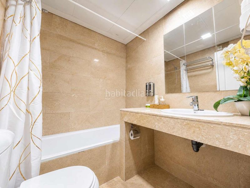 Foto e2f96fdf-47fc-4734-98b2-05e5d918ebd4. Apartament amb calefacció piscina a San Luis de Sabinillas Manilva