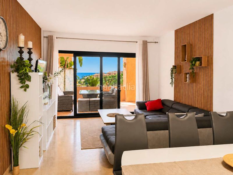 Foto f9c68307-dbb2-40f3-92d9-7b8572f24982. Apartament amb calefacció piscina a San Luis de Sabinillas Manilva