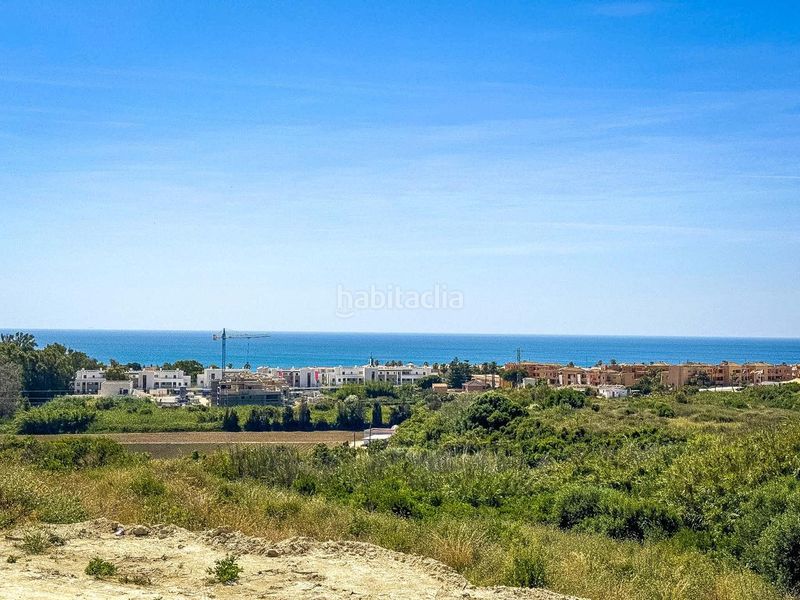 Foto 4a3d5454-b3a7-4cd7-9786-57009eb26b8d. Apartamento  con jardín privado y vistas al mar costa en Casares
