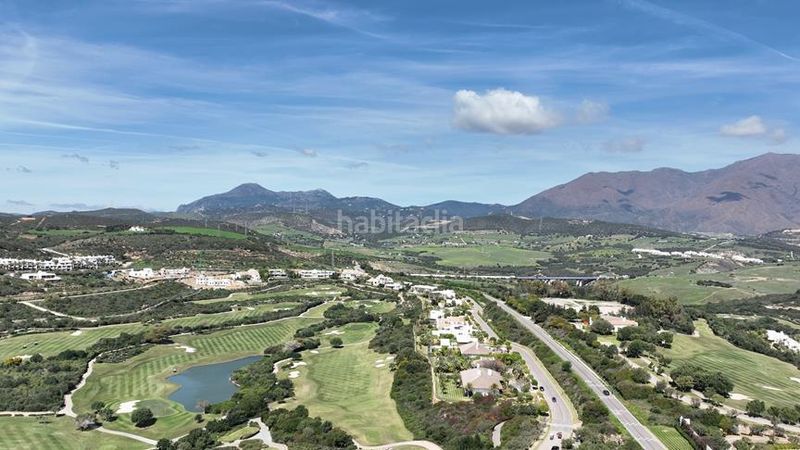 Foto fb8d8254-f947-44e8-ba0b-4e09349b72e6. Apartamento  con jardín privado y vistas al mar costa en Casares