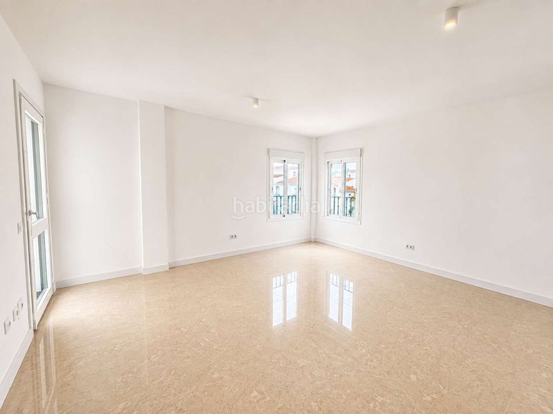 Foto 4370efb5-cb02-4218-83b8-2ac6597be7cf. Apartament amb piscina a San Luis de Sabinillas Manilva
