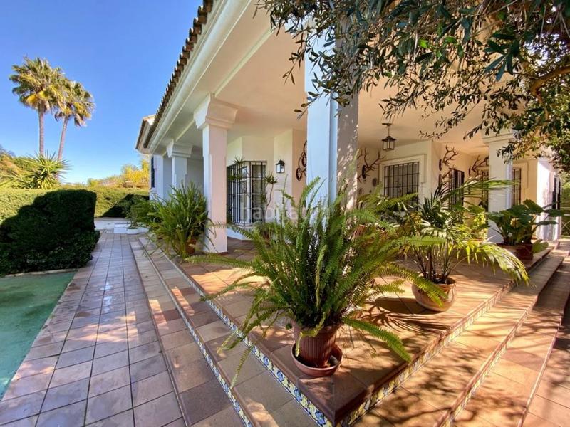 Foto 111b0596-7ae0-480c-913b-c547fbccaab8. Chalet magnifico chalet proximo avenida alvaro domecq en Jerez de la Frontera