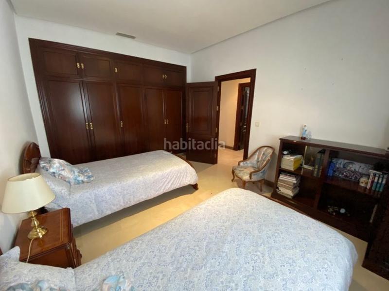Foto bf857dab-8350-4426-a96c-3f2e93a5ad3b. Chalet magnifico chalet proximo avenida alvaro domecq en Jerez de la Frontera