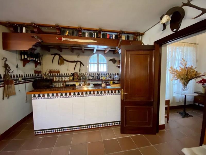 Foto ca640967-bdb8-47f8-b801-6bcce1d01c7c. Chalet magnifico chalet proximo avenida alvaro domecq en Jerez de la Frontera