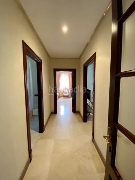 Foto f7878468-5c5b-47e0-a59c-4ae953193d88. Chalet magnifico chalet proximo avenida alvaro domecq en Jerez de la Frontera