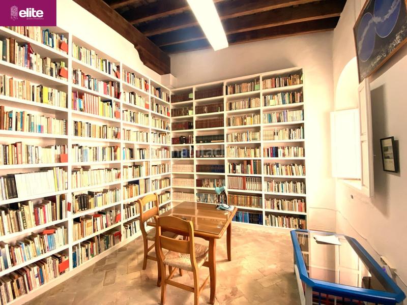 Foto 0ae25bf0-3e29-4789-bae5-006272768ff7. Casa amb aparcament a Centro Jerez de la Frontera