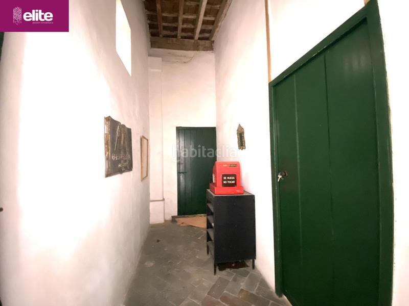 Foto a8b2f187-ced3-4085-ae41-7a129eb2b63a. Casa amb aparcament a Centro Jerez de la Frontera