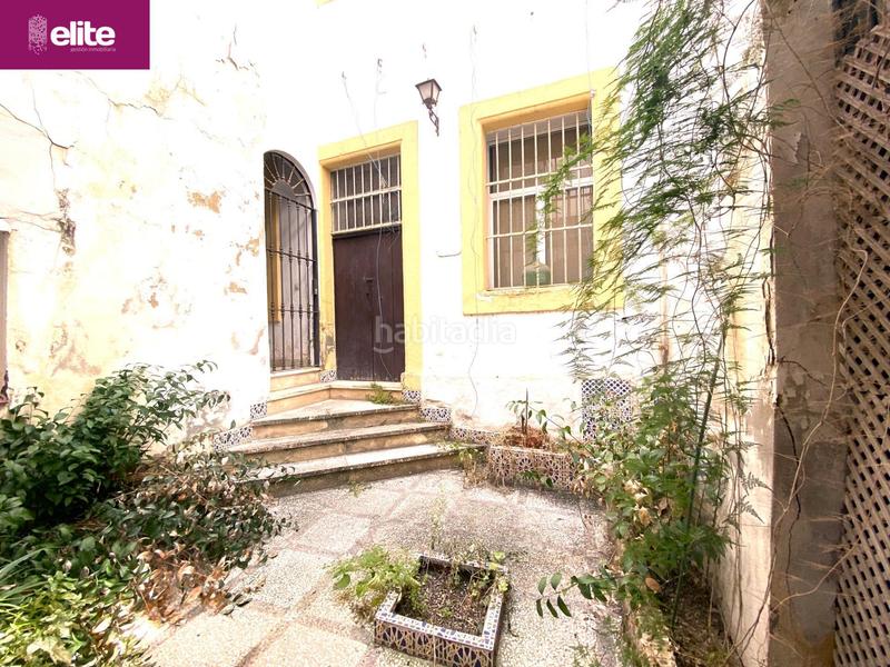 Foto da4623ad-b331-4fed-b58a-596d56b8d851. Casa amb aparcament a Centro Jerez de la Frontera