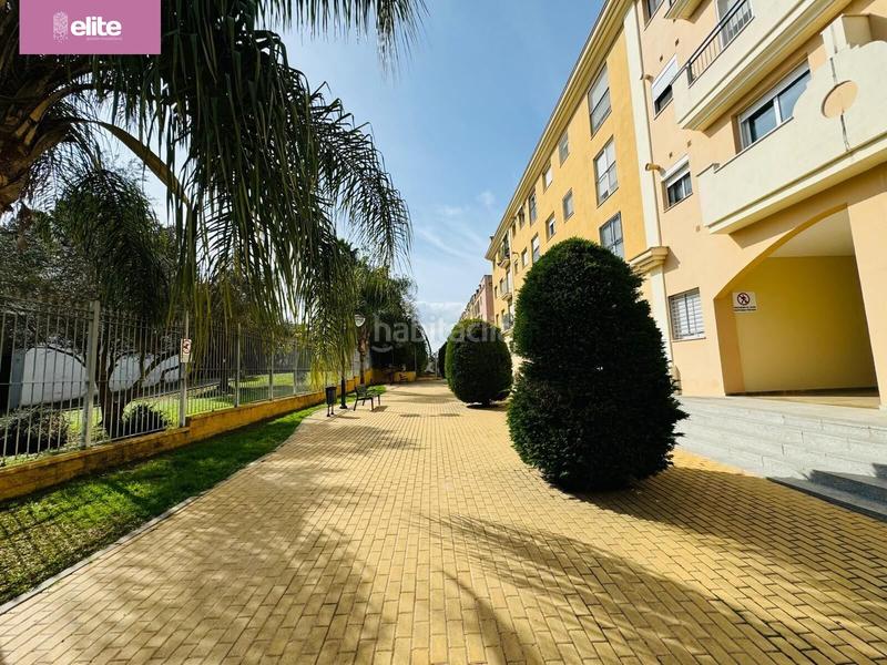 Foto 5b43f5b2-f63c-4c5e-adc1-2240d9e045af. Piso precioso piso en edificio pizarro con piscina en Jerez de la Frontera