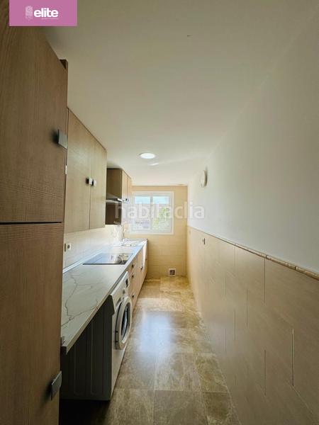 Foto f4a23274-3124-43b7-9abd-827ce775a5cd. Piso precioso piso en edificio pizarro con piscina en Jerez de la Frontera
