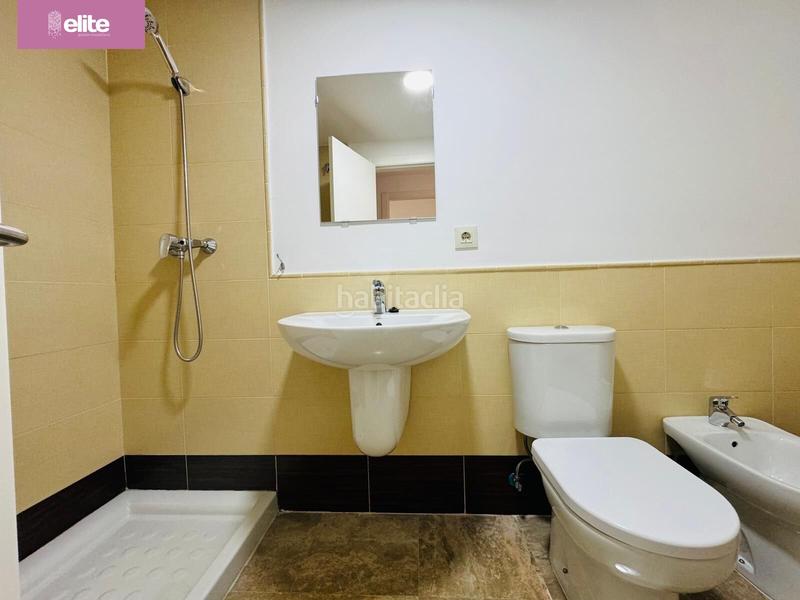 Foto fad53e76-a1ac-49da-8f47-80ae28002633. Piso precioso piso en edificio pizarro con piscina en Jerez de la Frontera