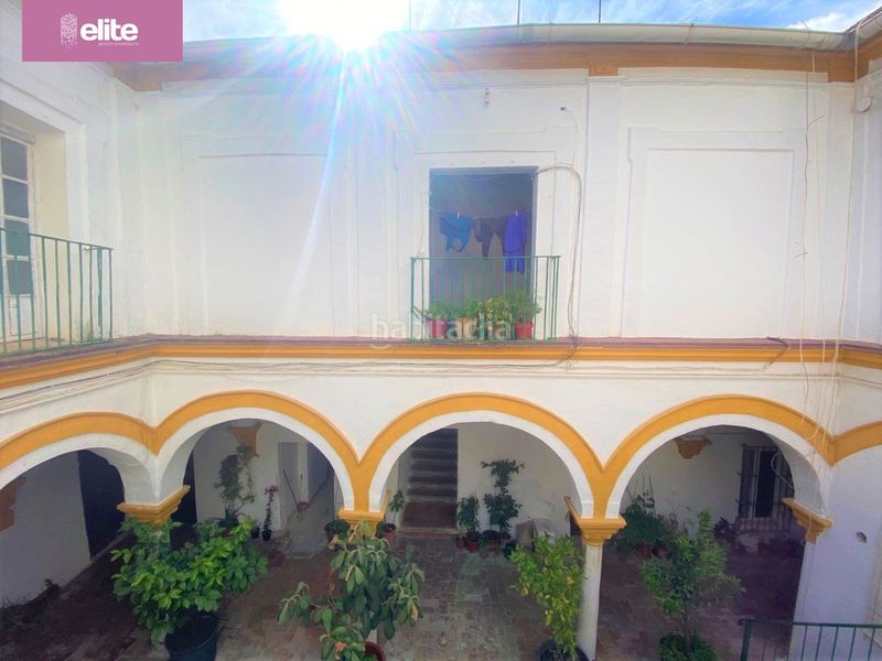 Foto c9d870e8-ac21-4c77-85ca-295e60f94ad5. Casa a Centro Jerez de la Frontera