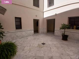 Appartement à Centro. Oportunidad de inversion estupendo piso  en el centro de jerez
