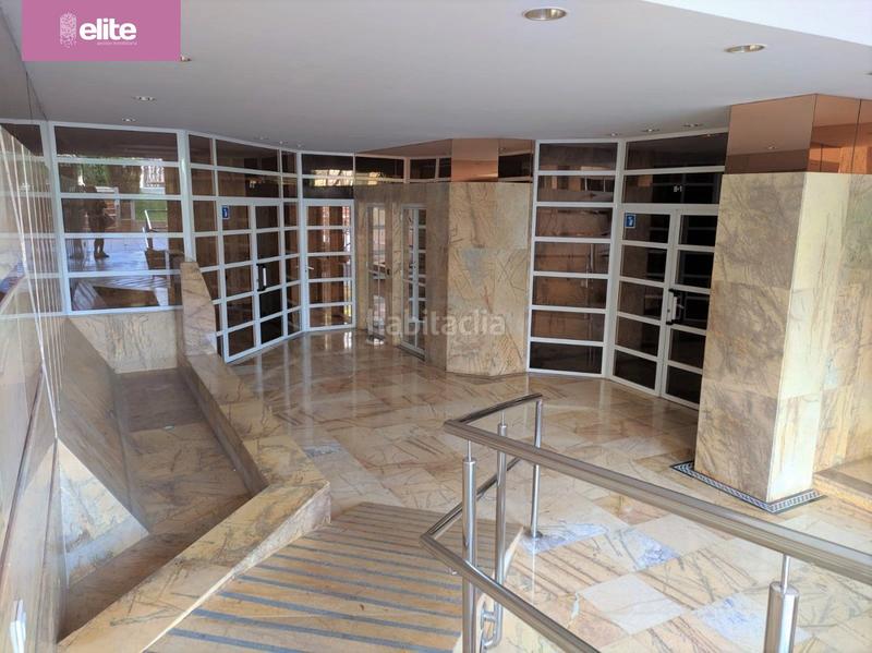 Foto 94a41d87-7fc7-40f5-840d-8e8204bea7d2. Piso maravilloso piso en El Altillo con piscina en Jerez de la Frontera