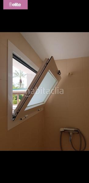 Foto fcaedbd4-8a7a-4d79-bdbb-9bcfd4b72fd9. Alquiler dúplex fantastico duplex amueblado alquiler de larga temporada en costa ballena en Rota