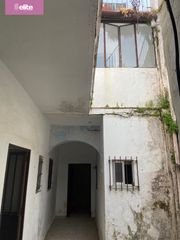 Casa a Centro. Magnifica casa en el centro de jerez para reformar