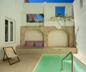 Casa a Centro. Edificio de apartamentos  turístico  en el centro de jerez