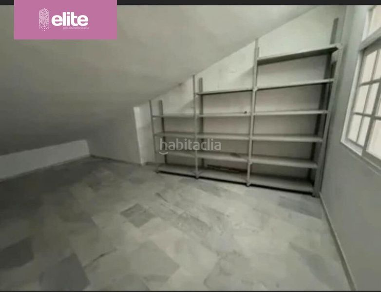 Foto b664ff72-9faf-4bce-8997-a9b20b37b7ee. Casa amb aparcament a Centro Jerez de la Frontera