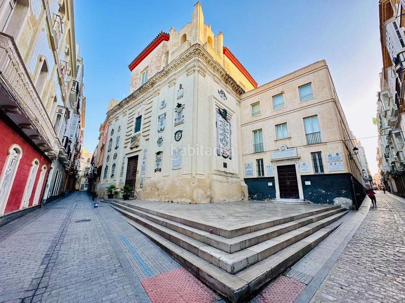 Foto c3b395f4-3488-4644-8d5f-05ce6bcb222a. Local commercial dans Centro Histórico Cádiz