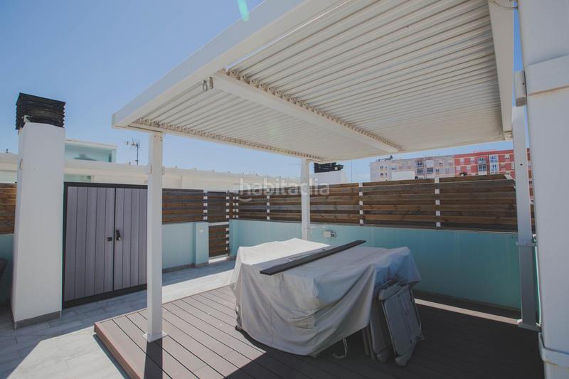 Foto ea61b4ec-1294-4253-809c-d9858cbc1b33. Lloguer apartament a La Caleta - La Viña Cádiz