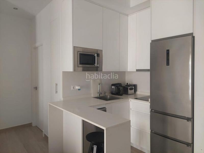 Foto ea1d0f0a-aae0-47c9-86c6-5d3d6381b2b2. Apartamento en La Caleta - La Viña Cádiz