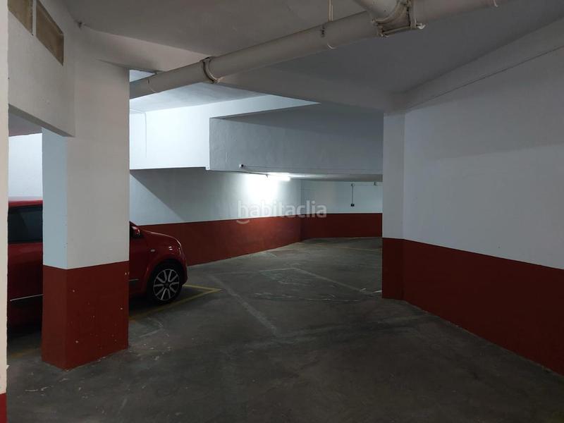 Foto 715b5ccf-eab4-4dd9-b5a9-9a12134b62d3. Aparcament cotxe a Paseo Marítimo - San José - La Laguna Cádiz