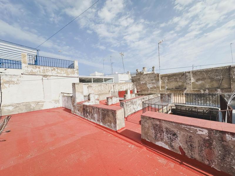 Foto 1eb094f3-fae3-4d91-9872-5d1876393925. Piso en La Caleta - La Viña Cádiz