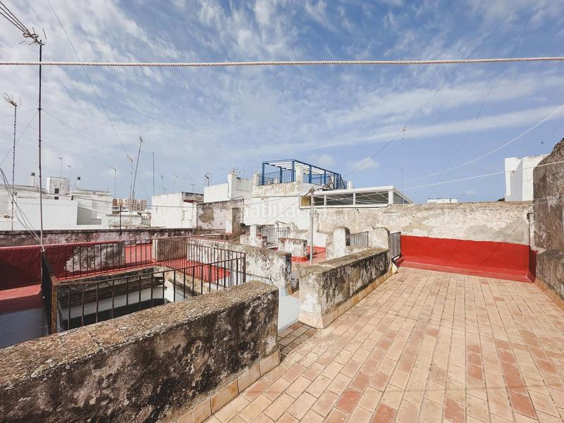 Foto bbe315c9-7d3a-48e2-b6c9-f35c7f39abb2. Piso en La Caleta - La Viña Cádiz