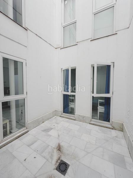 Foto bb1a6025-78d5-481b-8069-5c5c7461bf82. Erdgeschoss in Centro Histórico Cádiz