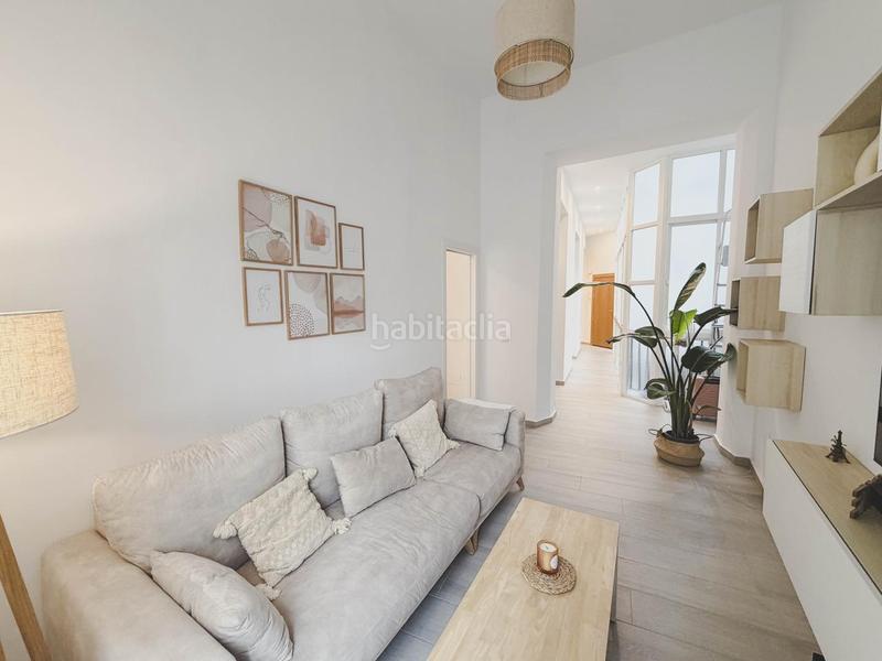 Foto bb590eda-74b2-4a27-9ce6-8f7fd46ff3a5. Location appartement dans Centro Histórico Cádiz