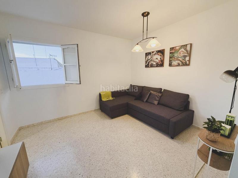 Foto 2a9ec943-038b-4b23-9a72-40c28d642d26. Alquiler piso alquiler larga temporada con ascensor. en Cádiz