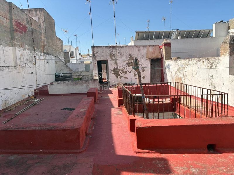 Foto c089cfc8-0c7a-4ec7-b761-733079d405a2. Building in La Caleta - La Viña Cádiz