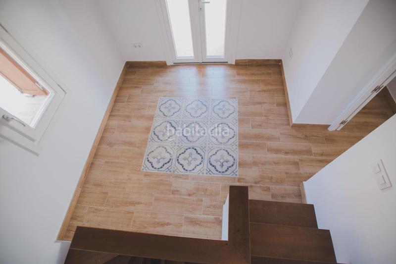 Foto 79a3a5d8-1957-41ec-b064-48e00d127c85. A tre livelli in Centro Histórico Cádiz