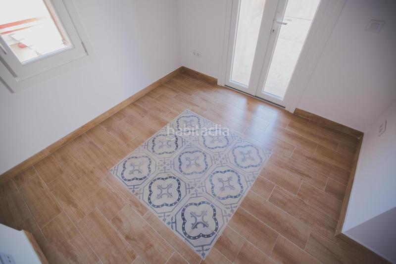 Foto 7d606ed7-ec2c-4c65-9363-285a9a9ff7e1. A tre livelli in Centro Histórico Cádiz